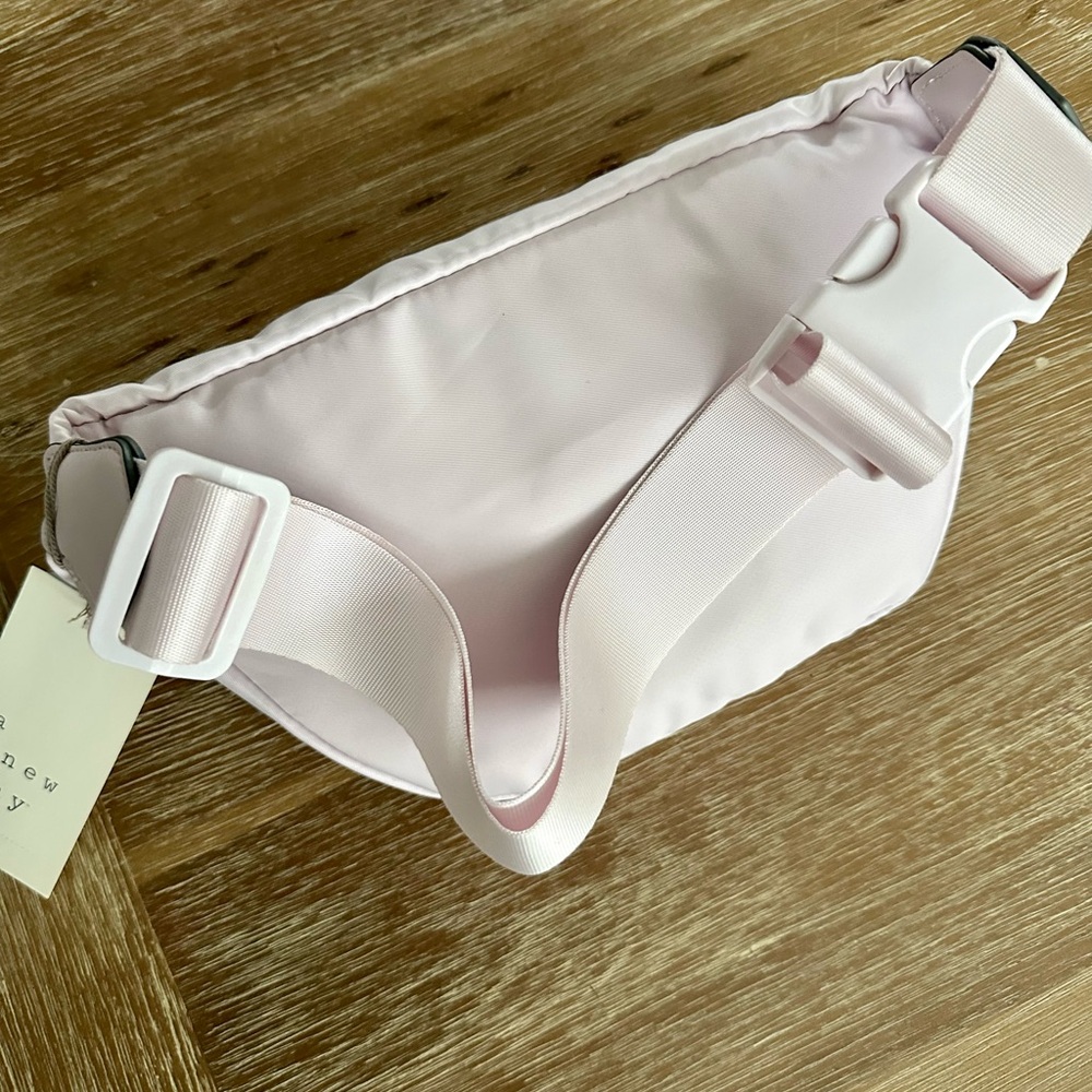NWT A New Day Lavender Belt Bag Fanny - Picture 5 of 6